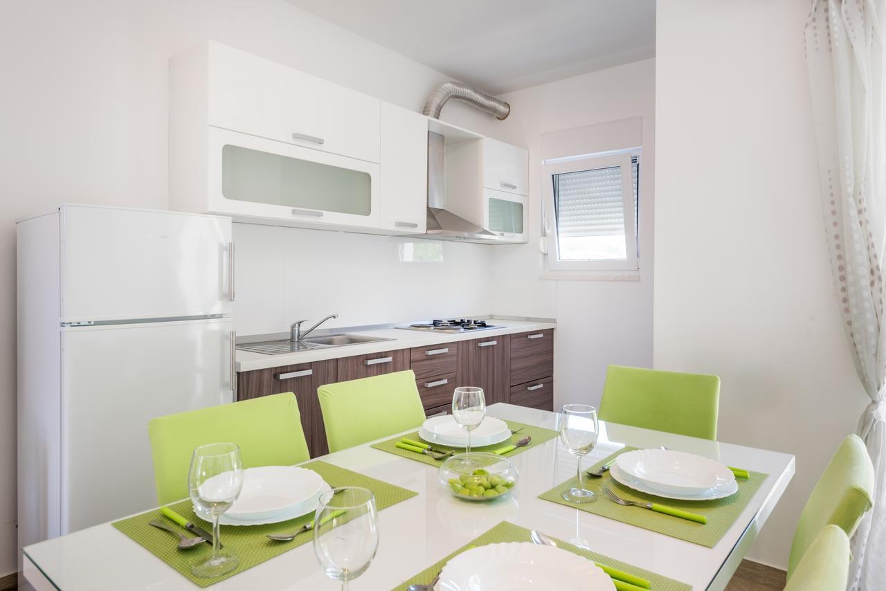 Apartments Marko Podstrana Bagian luar foto